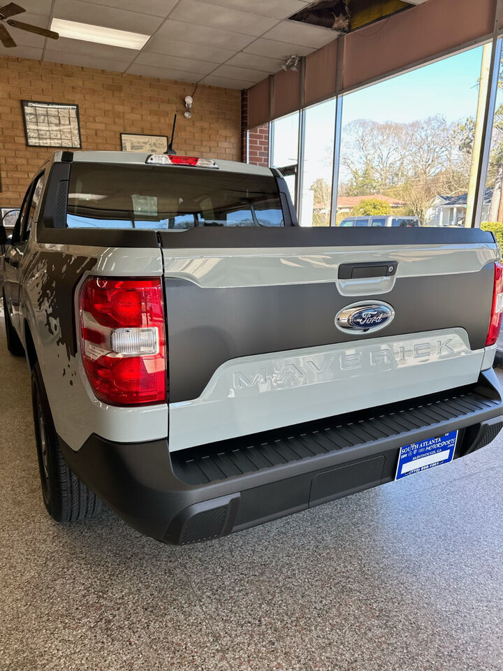 Ford Maverick Tailgate Vinyl Graphic (2022-2024)